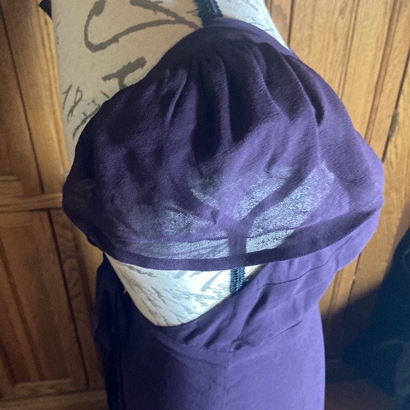 Reformation Dylan Dress - Picture 7 of 11